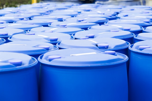 We supply Ammonium Hydroxide in pail, gallon, plastic drums, steel drums, IBCs, bulk tank truck